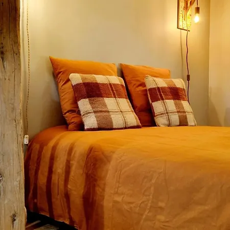 A Desire For Bohemia, Well-being And Massages! Apartment Grendelbruch