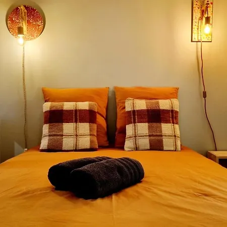 A Desire For Bohemia, Well-being And Massages! *